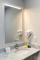 Front Comfort Teófilo Otoni