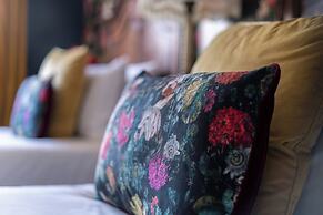 The Harrison Chambers of Distinction