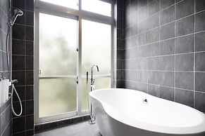 Cent Resort Villa Miyakojima  MP1