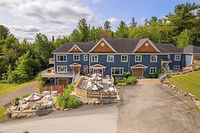 Au Sommet du Lac Magog