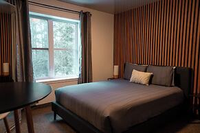 Au Sommet du Lac Magog