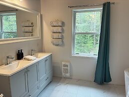 Au Sommet du Lac Magog