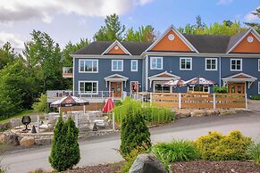 Au Sommet du Lac Magog