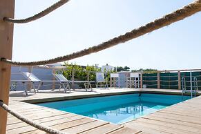 Villa Solare con piscina fronte mare