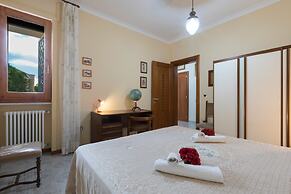 Villa Solare con piscina fronte mare