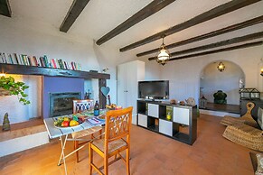 Cosy Nest - Terrace & Parking Private