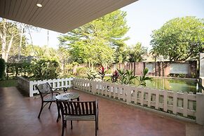 Thara Cholapruek Resort