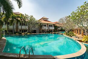Thara Cholapruek Resort