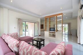 Thara Cholapruek Resort
