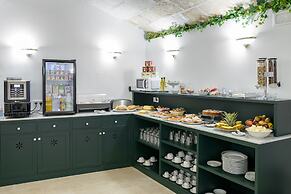 Seranova Luxury Hotel - Adults Only