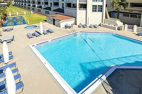 Inlet Reef 618 is Recently Upgraded 2 BR 2 Ba on the beach - amazing s