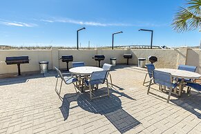 Inlet Reef 618 is Recently Upgraded 2 BR 2 Ba on the beach - amazing s