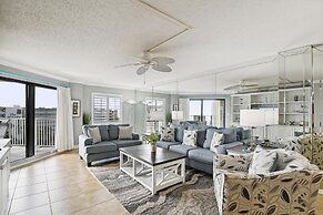 Inlet Reef 618 is Recently Upgraded 2 BR 2 Ba on the Beach - Amazing S