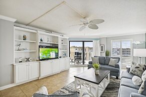 Inlet Reef 618 is Recently Upgraded 2 BR 2 Ba on the beach - amazing s