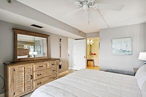 Inlet Reef 618 is Recently Upgraded 2 BR 2 Ba on the beach - amazing s