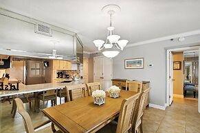 Inlet Reef 618 is Recently Upgraded 2 BR 2 Ba on the beach - amazing s