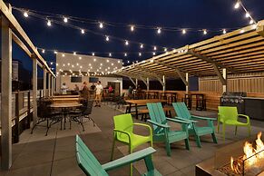 Home2 Suites By Hilton Minneapolis University Area