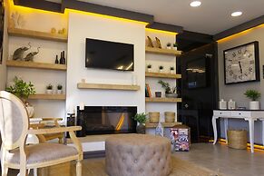 L'opera Deluxe Hotel