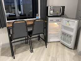 Stunning, Contemporary 1 Bedroom En-suite Annexe