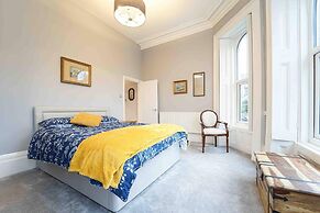 Beautiful 2-bed Apartment in Weston-super-mare