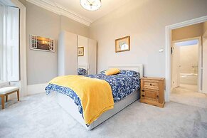 Beautiful 2-bed Apartment in Weston-super-mare