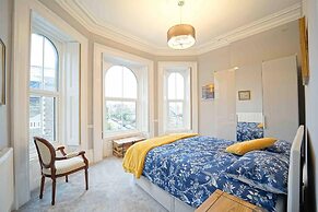 Beautiful 2-bed Apartment in Weston-super-mare