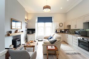 Beautiful 2-bed Apartment in Weston-super-mare