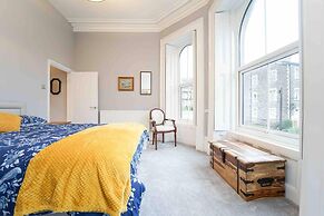 Beautiful 2-bed Apartment in Weston-super-mare