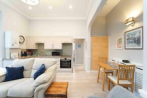 Beautiful 2-bed Apartment in Weston-super-mare