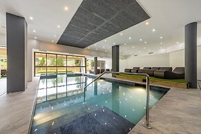 Active Alm Hotel