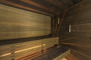 Active Alm Hotel