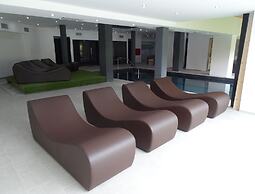 Active Alm Hotel
