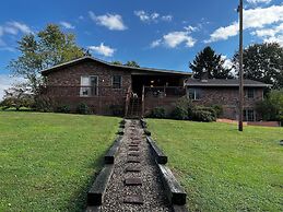 Smoky Mountain River Retreat #318