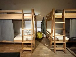 JC&BLUE Guesthouse - Hostel