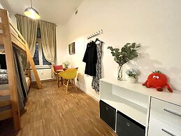 JC&BLUE Guesthouse - Hostel