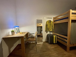 JC&BLUE Guesthouse - Hostel