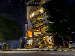 Treebo Time Square Marine Drive