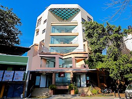 Treebo Time Square Marine Drive