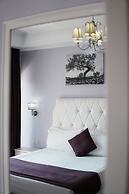 Apartments Flower Residence