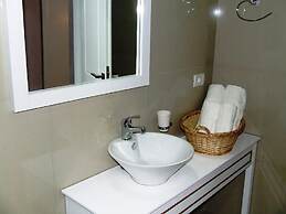 Apartments Flower Residence