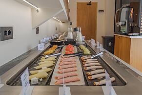 Nikon Boutique Hotel