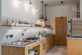 Nikon Boutique Hotel