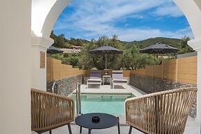 Nikon Boutique Hotel