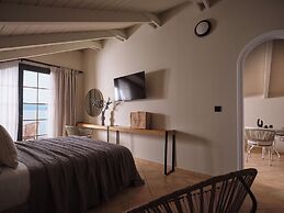 Nikon Boutique Hotel