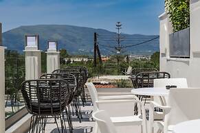 Nikon Boutique Hotel