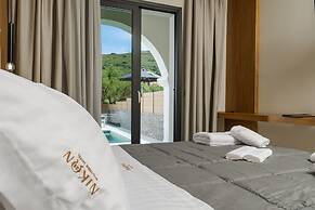 Nikon Boutique Hotel