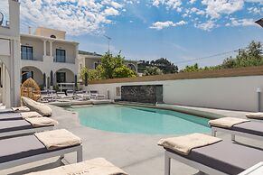 Nikon Boutique Hotel