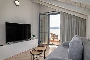 Nikon Boutique Hotel