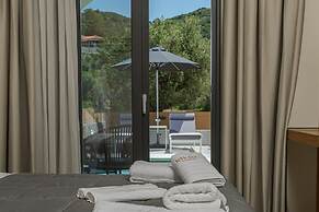 Nikon Boutique Hotel