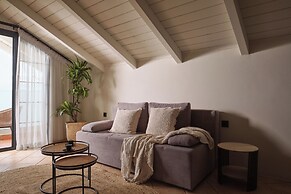 Nikon Boutique Hotel